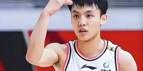 领先18分输球！杜锋点评一针见血，批评了广东队4名球员